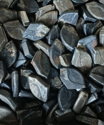 Резец для траншеекопателя -<span style="font-weight: bold;">Стоимость 550 рублей. </span> Артикул 150315